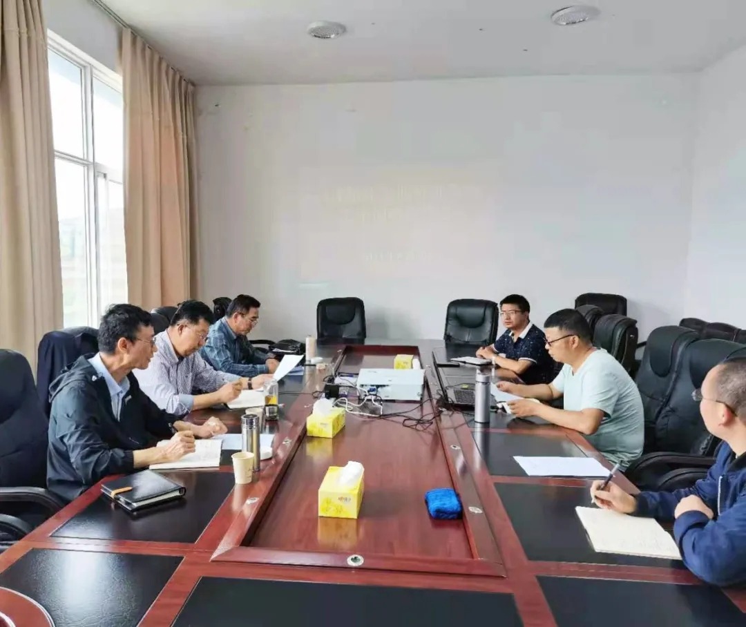 云煤集团专职外部董事寸延峰、、孔君赴云南东源罗平东城煤矿有限公司调研