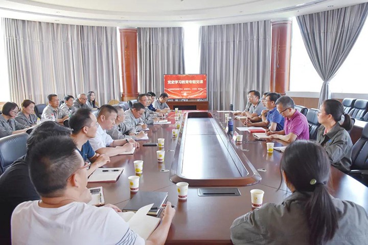 集团党委副书记、总司理高建嵩深入曲煤焦化挂钩联系支部教学党史学习教育专题党课