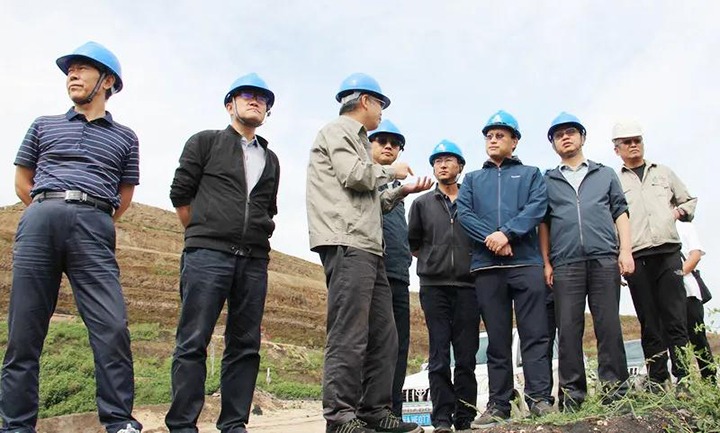 集团党委委员、、副总司理张清一行赴先锋煤业调研