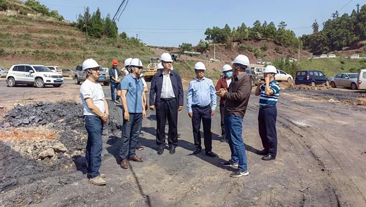 【简讯】罗平县委书记海建才到东城煤矿调研清静生产事情、、、陆东煤矿召开清静生产紧迫聚会、、、恩洪煤业团委寓目中国共青团建设100周年大会