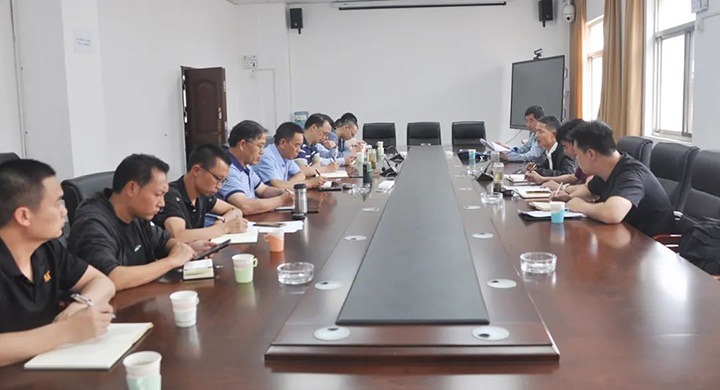 【简讯】曲灸愿茉淳值匙槌稍薄、、副局长龙光伟到陆东煤矿公司调研、、、威信煤炭公司篮球队荣获麟凤镇篮球运动会亚军