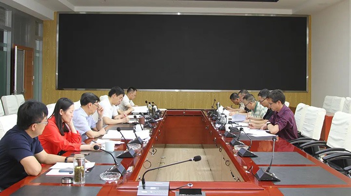 云煤（鸿运国际）集团党委开展民主生涯会专题理论中心组学习