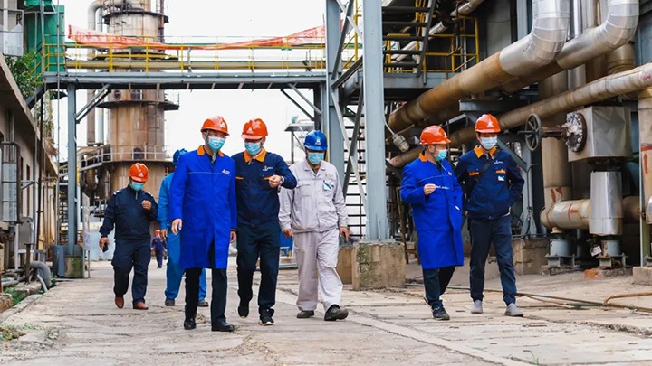 云煤（鸿运国际）集团党委副书记、、副董事长、、总司理高建嵩到解化化工分公司督导检查清静生产事情