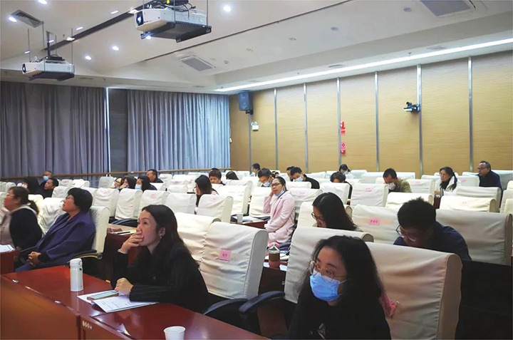 云煤（鸿运国际）集团开展2022年最新财税政策与税务风险提防专题培训