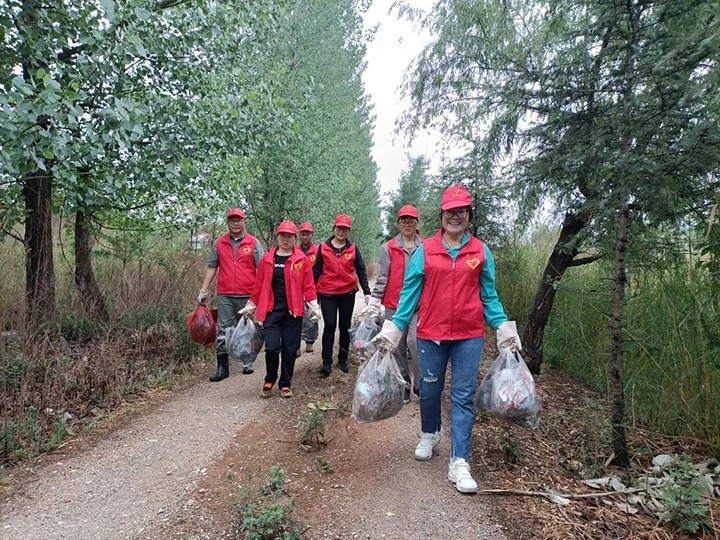 【云煤简讯】可保煤矿开展自愿服务活动｜后所煤矿举行2023年度入党起劲分子、、生长工具培训班｜先锋化工举行“万名党员进党校”培训班