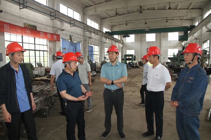 【主题教育】云煤（鸿运国际）集团党委副书记、工会主席王鑫一行到后所煤矿开展主题教育调研