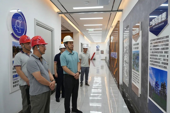 【主题教育】云煤（鸿运国际）集团党委副书记、工会主席王鑫一行到曲煤焦化公司开展主题教育调研