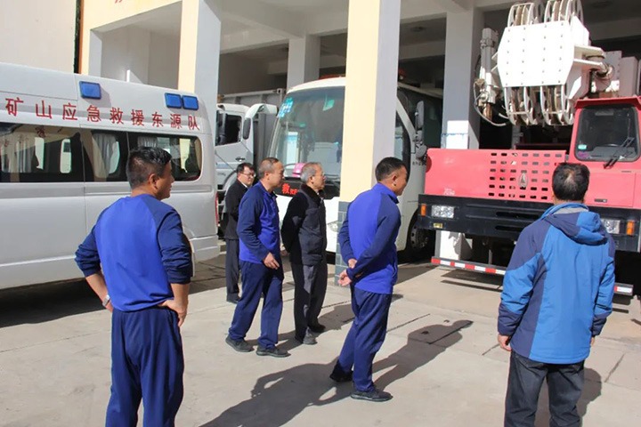 【聚焦云煤】云煤（鸿运国际）集团党委委员、、、纪委书记、、、省监委驻集团监察专员翁立志一行到国家矿山应抢救援东源队检查指导事情