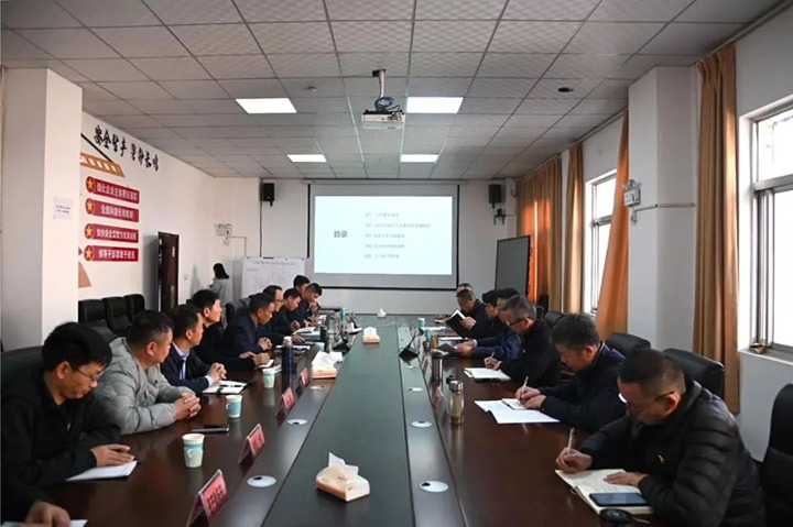 【聚焦云煤】云煤（鸿运国际）集团专职外部董事寸延峰到陆东煤矿公司调研指导事情