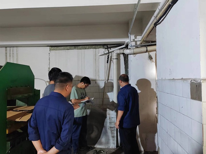 云南先进弹性体工业立异研究院有限公司开展节前警示教育和清静、、环、、消防大检查