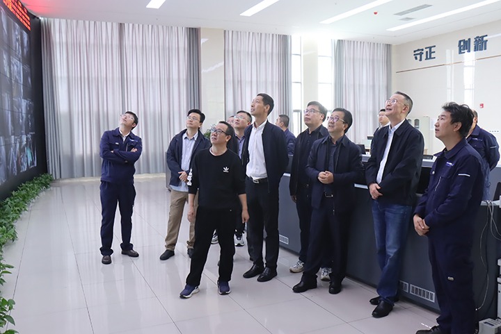 胡均调研曲靖区域所属企业强调 加速打造煤炭清静生产新优势 培育工业竞争新动能