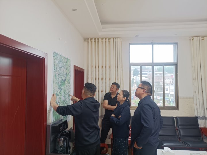 云煤集团党委委员、、、财务总监莫晓丹一行到顺源煤矿调研