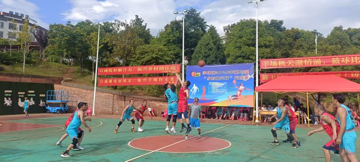 羊煤实力闪灼赛！！镇企联谊共绘墟落振兴新图景